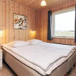 12 Person In Lokken-by Traum *