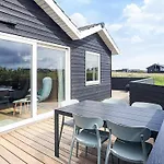 12 Person In Lokken-by Traum *
